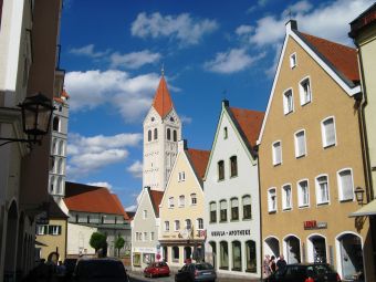 Filename=026b_Moosburg.JPG
Filesize=1608KiB
Dimensions=3072x2304
Date added=Sep 16, 2017 026b_Moosburg.JPG