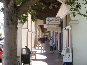 Filename=25_Ojai.jpg
Filesize=1694KiB
Dimensions=3072x2304
Date added=Jan 28, 2018 25_Ojai.jpg